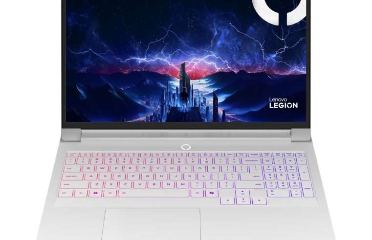 Лаптоп Lenovo Legion Pro 7 16IAX10H (Core Ultra 9 275HX, RTX 5080 16GB, OLED 240Hz): Флагман за геймъри и творци