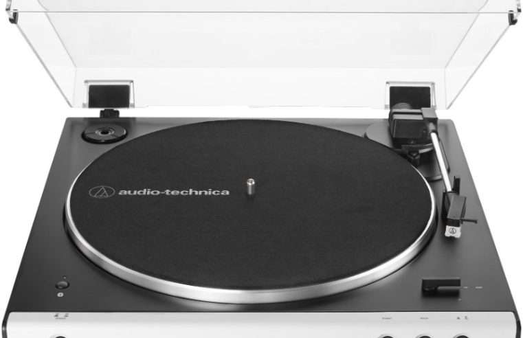 Грамофон Audio-Technica AT-LP60X, Bluetooth, 33-1/3 RPM, 45 RPM, Автоматичен, Бял