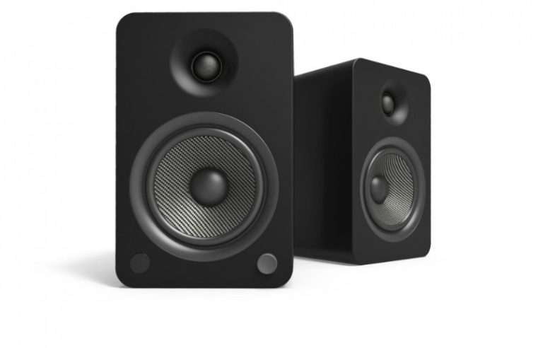 Комплект 2 активни високоговорителя Kanto YU6 Matte Black, 100W RMS, Bluetooth aptX, Kevlar високоговорители