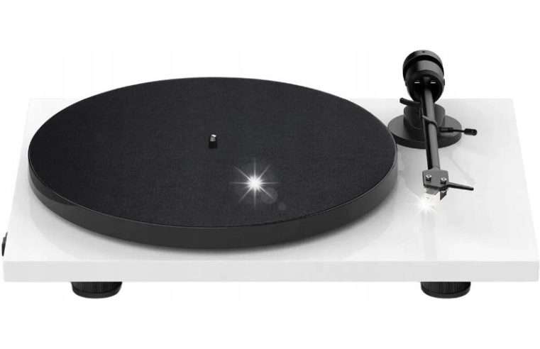 Грамофон Pro-Ject E1, с доза Audio-Technica AT3600L, бял, 420x112x330мм