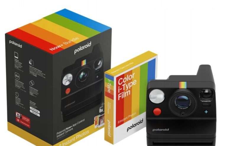 Незабавен фотоапарат Polaroid Now+ Gen 3, бял, комплект с 8 цветни филма, размери 15,02×11,22×9,6см