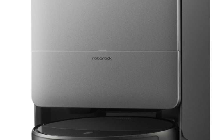 Робот прахосмукачка Roborock Saros 20, С миене, 36 000 Pa HyperForce, Автоматична станция RockDock, Миене на моп при 100°C, Навигация AI StarSight 2.0, AdaptiLift 3.0 прагове 8.8 см, FlexiArm почистване на ръбове, Против заплитане, Черен