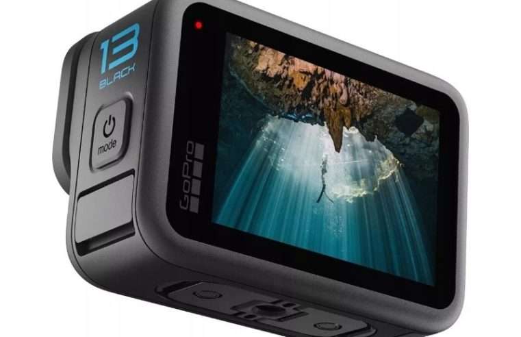 Спортна камера GoPro Hero 13 Black, стабилизация, черен, 5.3K60, комплект аксесоари