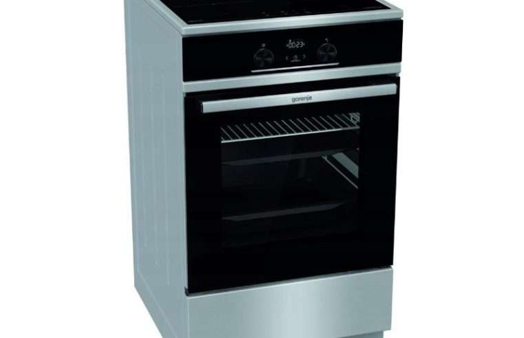 Индукционен плот Gorenje GEITS5C70XPG 50см 11 функции черно-сребрист 70л