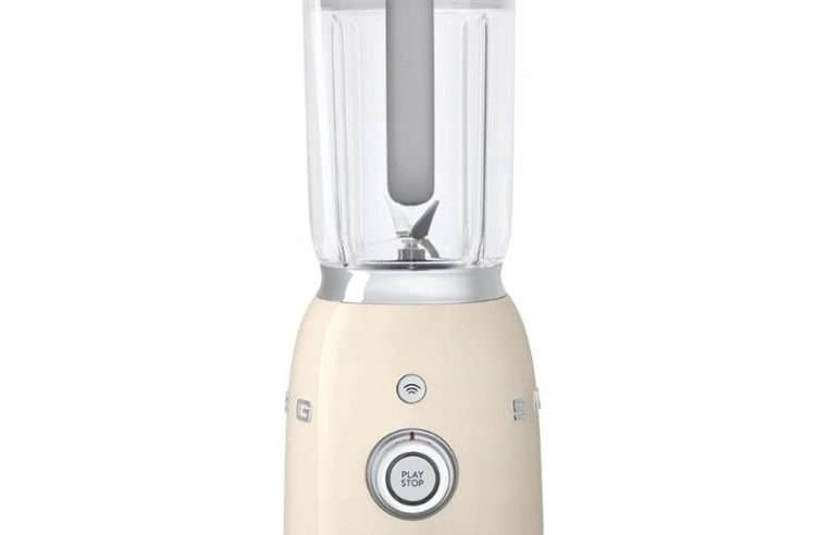 Миксер Smeg BLF03CREU крем 800W 1,5L 2кг
