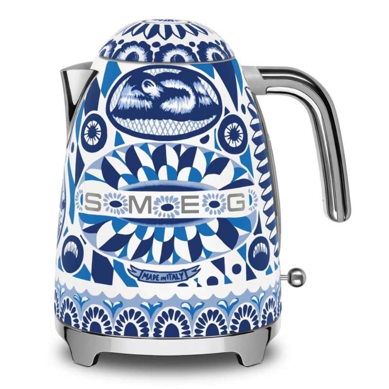Електрическа кана Smeg KLF03DGBEU, Dolce & Gabbana, 50’s Style, 2400 W, 1.7 л, Многоцветна