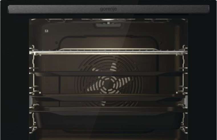 Фурна за вграждане GORENJE BPS6747A06BG, Електрическа, Каталитично самопочистваща се, 77 л, Клас A+, Черна