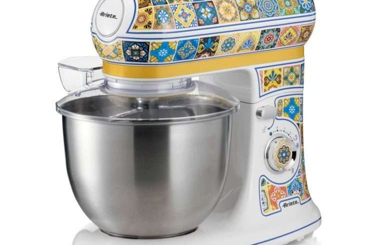 Планетарен миксер Ariete Positano 1588/0P, 2400W, 5.5 л, 7 скорости, Пулс, Ретро дизайн, Аксесоари, Бял/Жълт