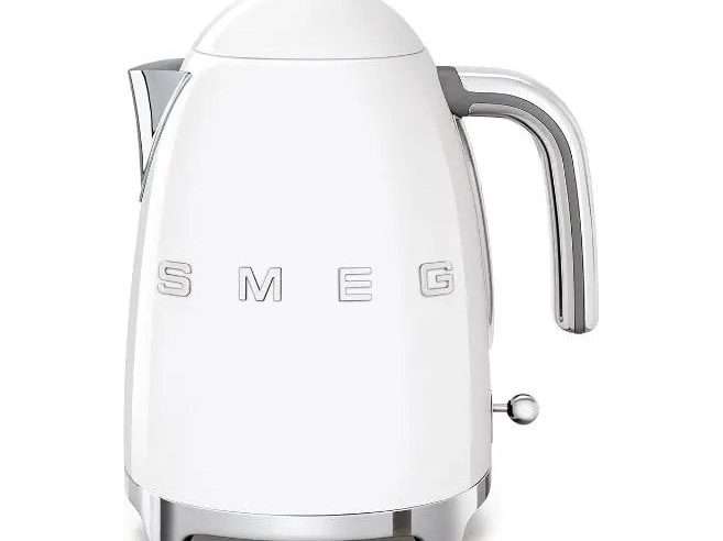 Кана за вода Smeg KLF03WHEU 1,7л бяла 2400W инокс-пластмаса 30x25x25см