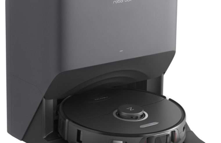 Робот прахосмукачка Roborock S8 Pro Ultra S8PU52-00, прахосмукачка&моп&интелигентна автоматична изпразваща станция, 50 W, 5200 mAh, 6000Pa, 180 мин автономия, 750 ml контейнер за прах, 4 сензора, 4 карти, Черен