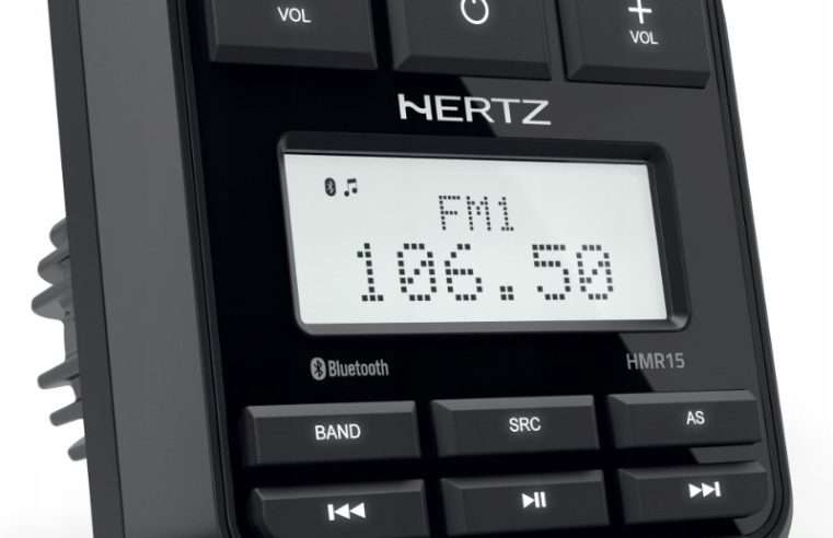 Морско радио Hertz HMR 15, Bluetooth 5.0, USB и AUX, MP3 плейър, IP66 преден панел, пикова мощност 4×50 W, 2,8 инчов дисплей, черно, 1 бр