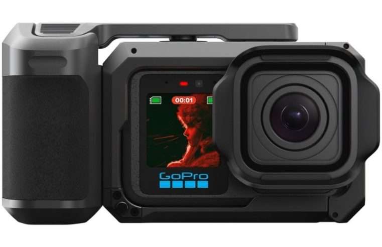 Спортна видеокамера GoPro Mission 1 Pro Grip Edition Bundle, 8K60, 50MP, Open Gate, Черен