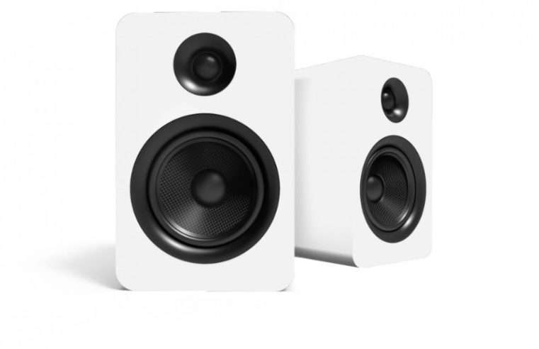 Комплект 2 броя пасивни високоговорители Kanto YUP6 Matte White, 2 x 100W, 6 Ohms, Kevlar високоговорители