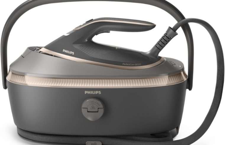 Парогенератор Philips серия 8000 PSG8200/80, Технология OptimalTEMP, Гарантирано без изгаряния, Макс. пара 210 гр/мин, Парна струя 750 гр, Резервоар 1,4 л, Плоча SteamGlide Elite, ЕКО режим, Автоматично изключване за безопасност, Сив