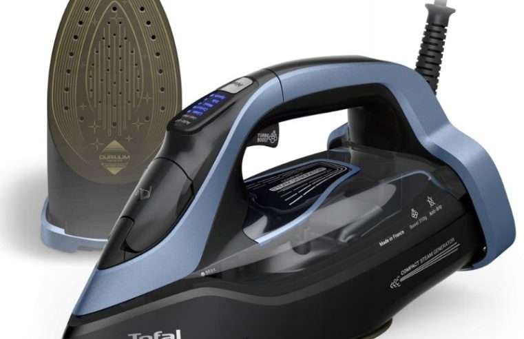 Парна ютия Tefal Ultimate Power Pro FV9E53E0, 3200 W, парна струя 310 г/мин, променлива пара 0-85 г/мин, резервоар за вода 350 мл, плоча Durilium AirGlide AutoClean, автоматично изключване, черна и синя